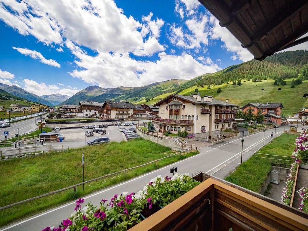 Hotel Baita Della Luna Livigno Dış mekan fotoğraf